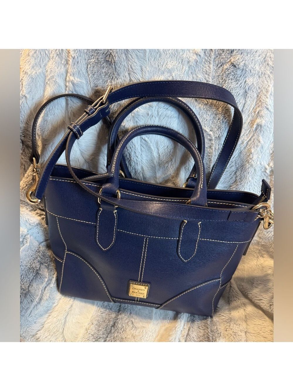 Dooney & Bourke - Saffiano Jayne Structured Satchel - Navy, Zip Top Closure